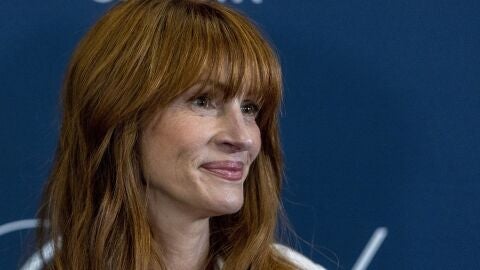 Julia Roberts, arriesga con su pelo y se hace flequillo