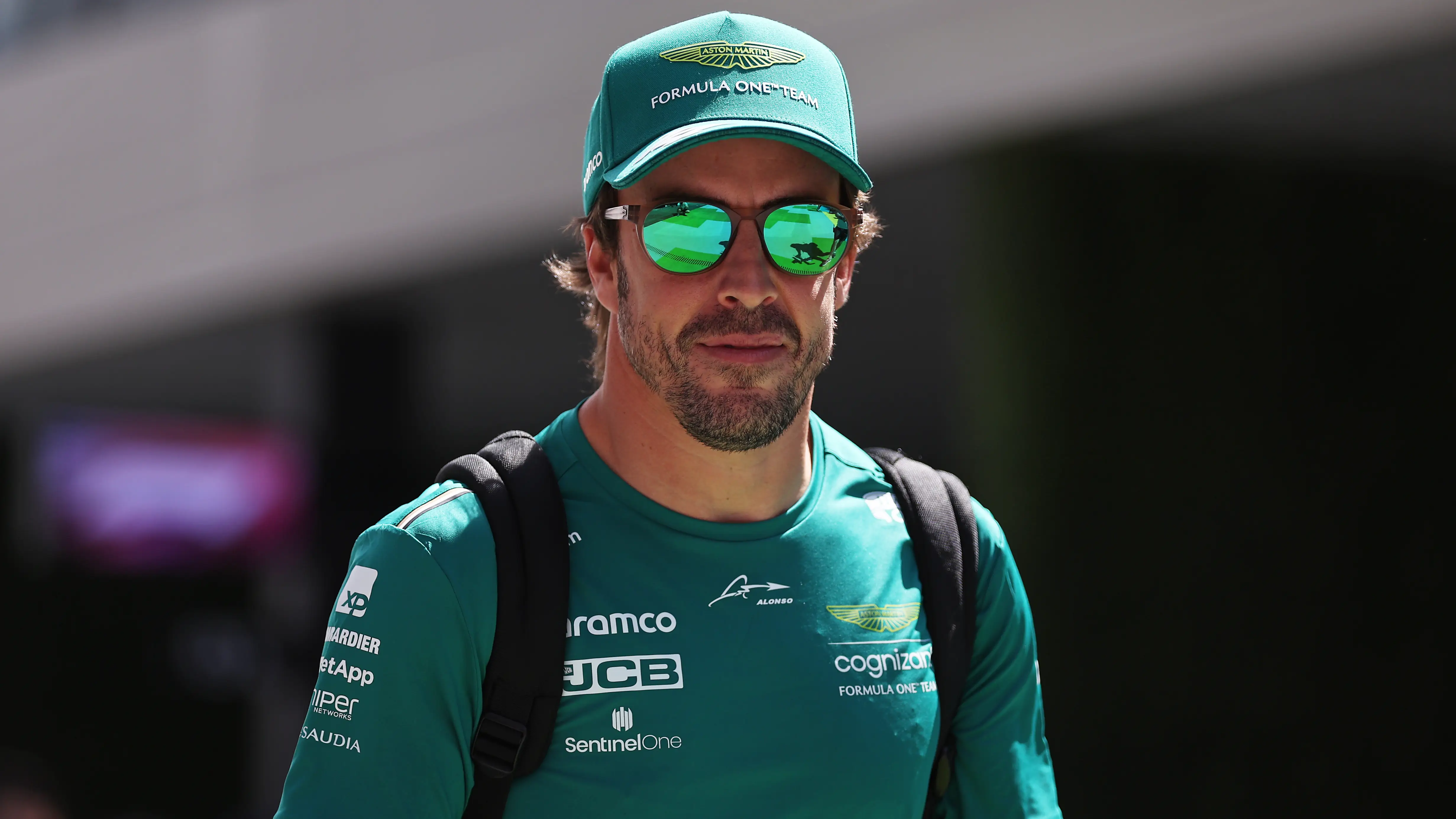 Fernando Alonso, en el paddock de F1 Fernando Alonso, en el paddock de F1