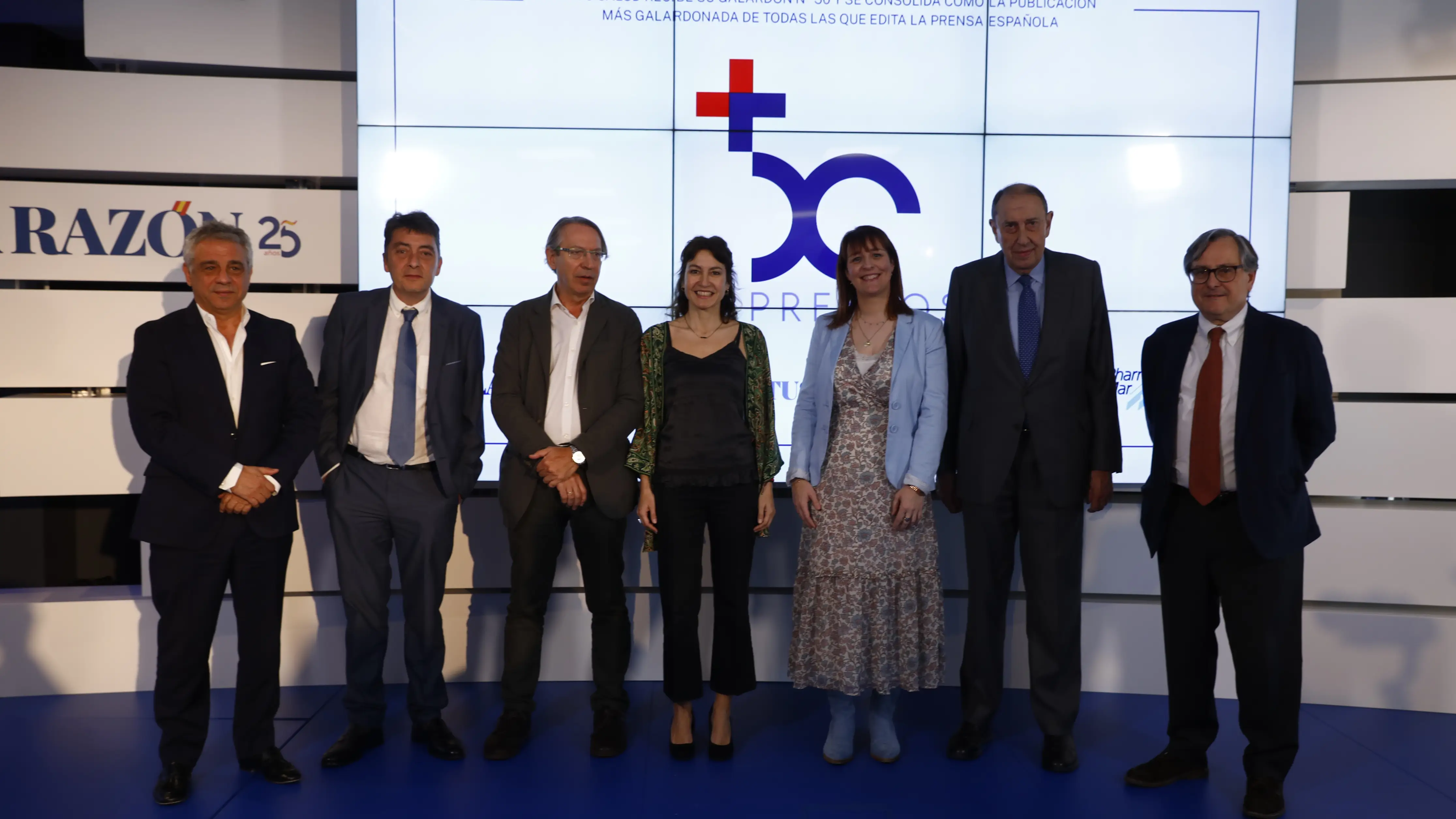  'A tu salud' celebra los 50 premios recibidos en sus 20 a&ntilde;os de historia 