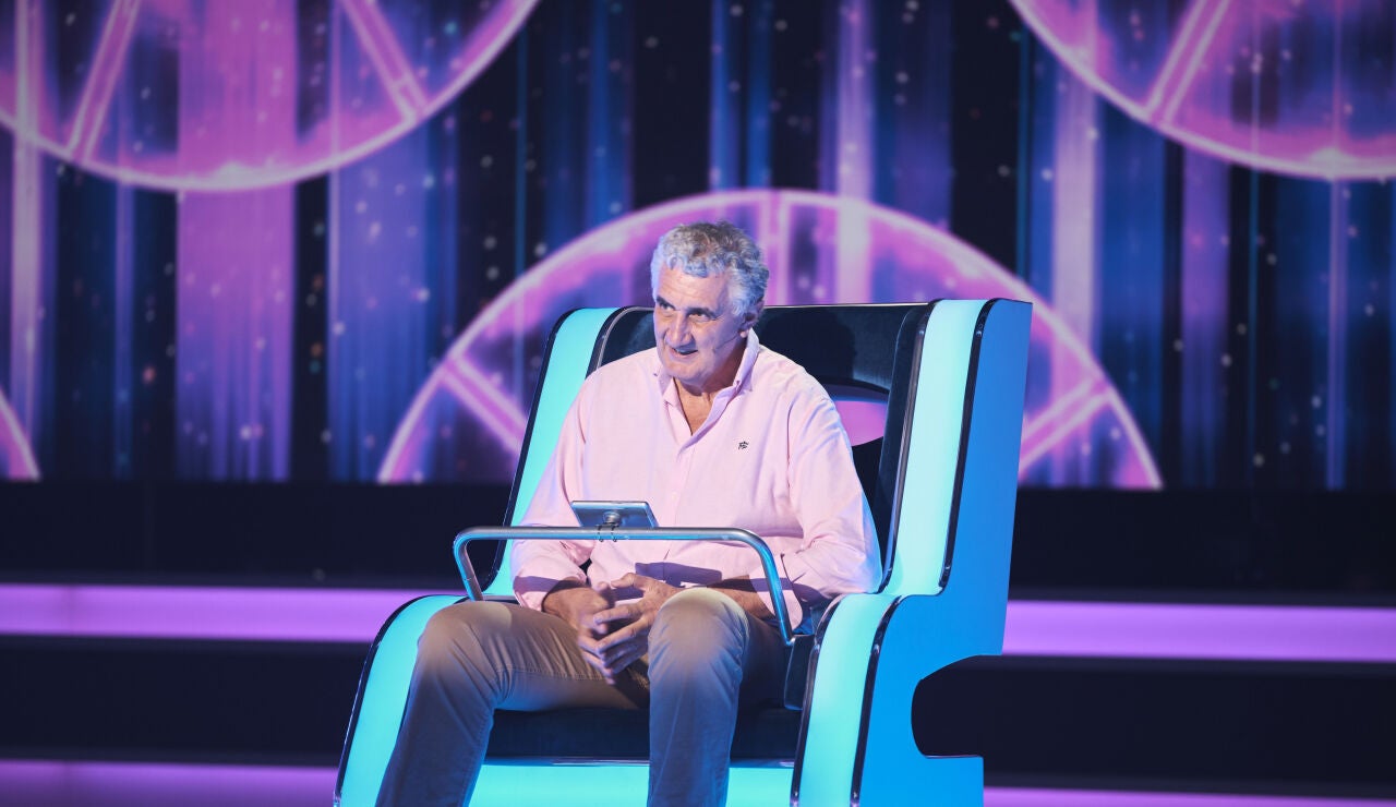 Fernando Romay demuestra sus dotes en física: “Apostaría por fluidos porque estoy que me meo toa”