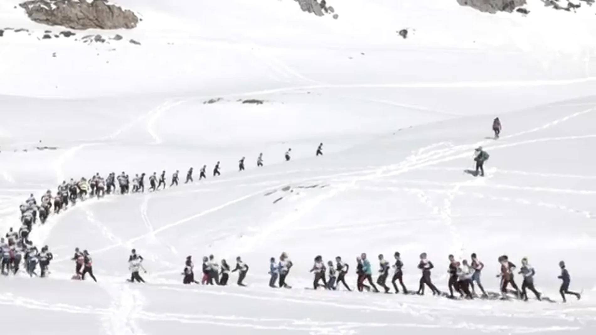 Picos Snow Running, carrera con raquetas por los Picos de Europa 
