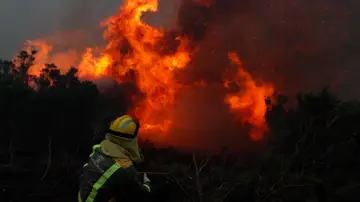 Incendio en Baleira, Lugo. Incendio en Baleira, Lugo.