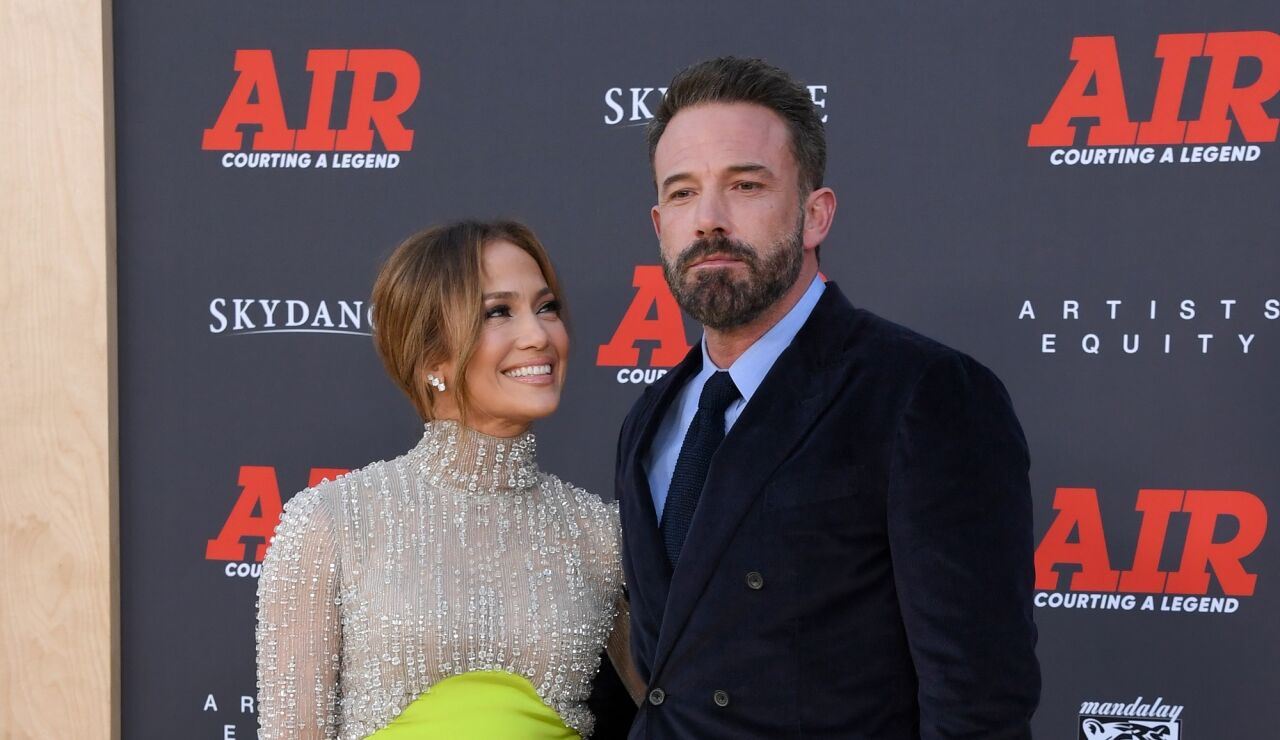 Jennifer Lopez y Ben Affleck en el estreno de la película del actor 'Air'