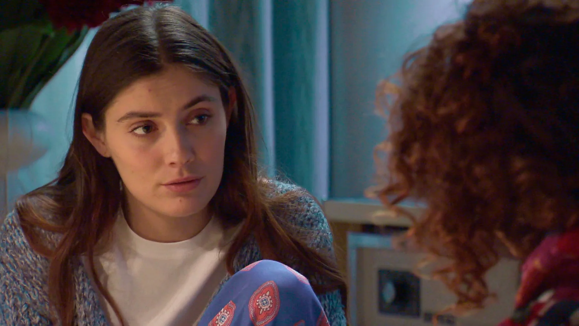 Andrea comparte con Nieves su desconfianza sobre Alberto: “Tenía fama de picaflor” Andrea comparte con Nieves su desconfianza sobre Alberto: “Tenía fama de picaflor”