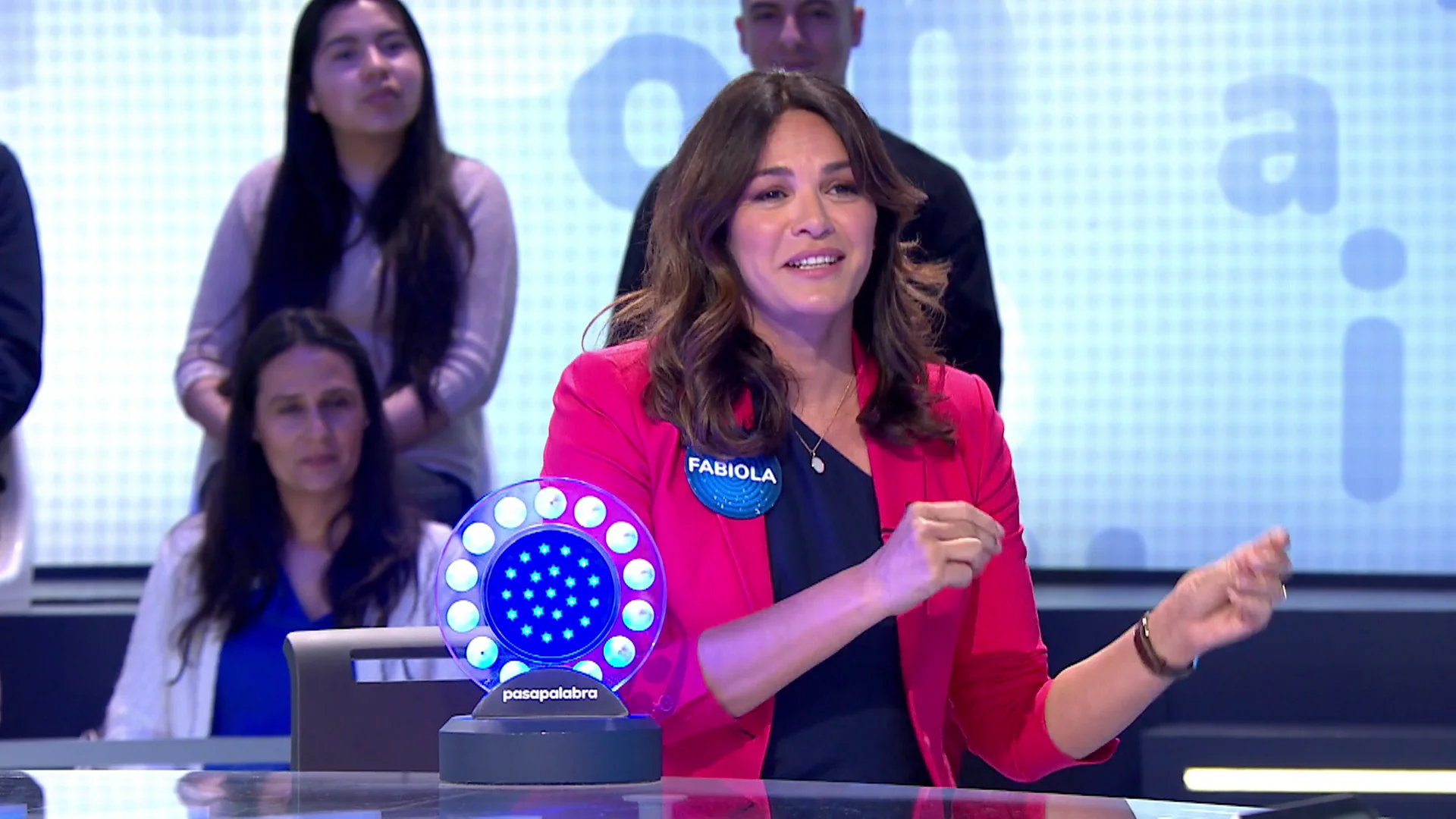 La estrategia de Fabiola Mart&iacute;nez para ganarse a Roberto Leal: &ldquo;Si bailo, &iquest;sumo?&rdquo;