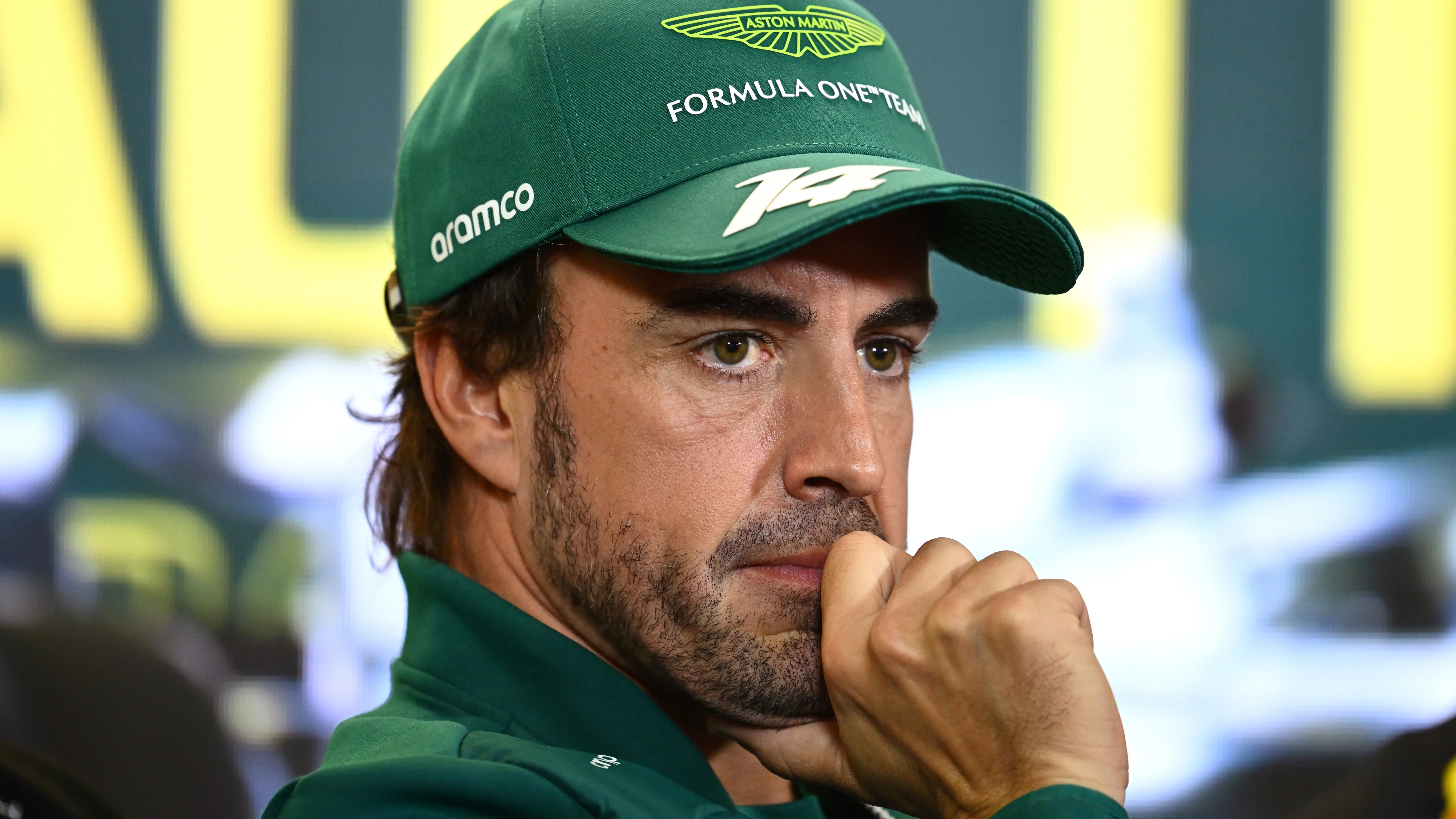 Fernando Alonso hablando con los medios en la previa del GP de Australia 2023