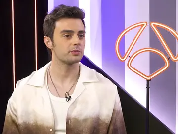 Visita de Yiğit Koçak, Ömer en 'Hermanos' Visita de Yiğit Koçak, Ömer en 'Hermanos'