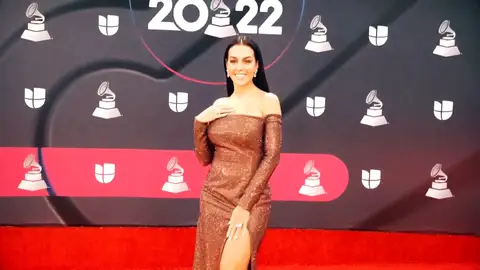 Georgina, Marisa Jara o Fran Rivera: los famosos también se pronuncian acerca de la maternidad de Ana Obregón Georgina, Marisa Jara o Fran Rivera: los famosos también se pronuncian acerca de la maternidad de Ana Obregón