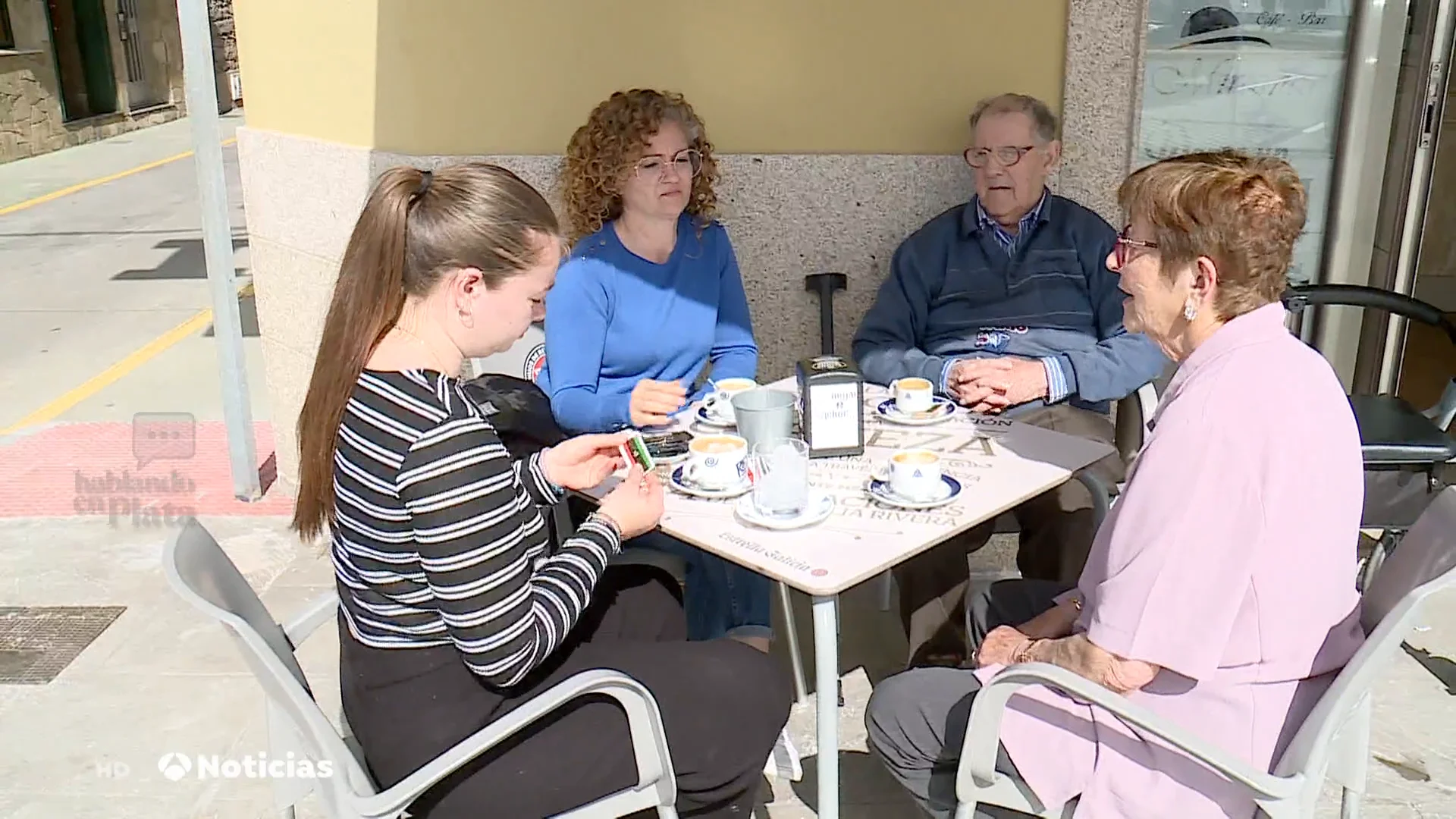Proyecto contra la soledad de los mayores en Galicia Proyecto contra la soledad de los mayores en Galicia