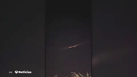 Unos objetos voladores atraviesan la península Unos objetos voladores atraviesan la península