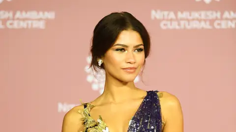 Zendaya, espectacular con este sari en la inauguración del Centro Cultural Nita Mukesh Ambani Zendaya, espectacular con este sari en la inauguración del Centro Cultural Nita Mukesh Ambani