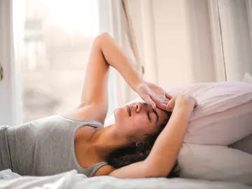 Mujer cansada Mujer cansada