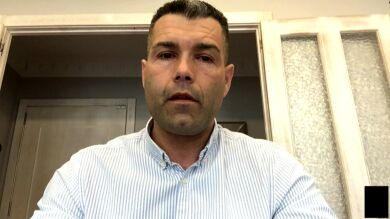 Juan Bastón, padre por gestación subrogada: 