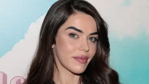 Violeta Mangriñán Violeta Mangriñán