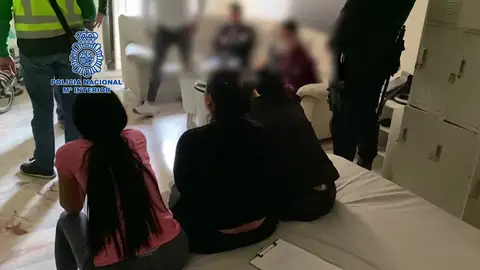 Red de explotación sexual Detenidos 34 miembros de una red de explotación sexual en Málaga