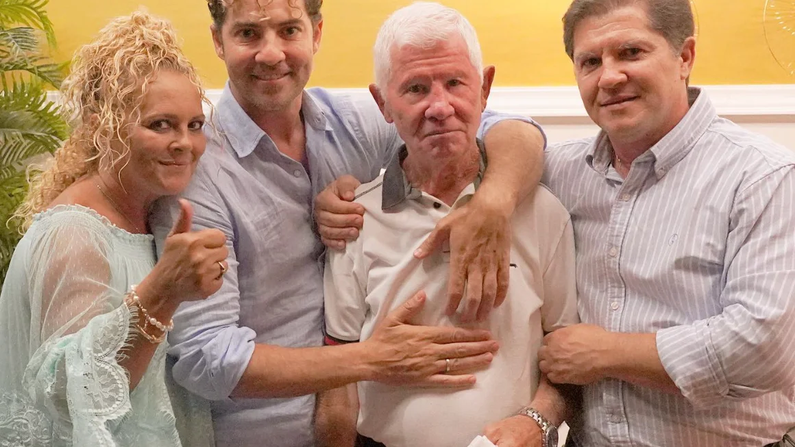 David Bisbal junto a su hermano José María, a la derecha en la imagen David Bisbal junto a su hermano José María, a la derecha en la imagen