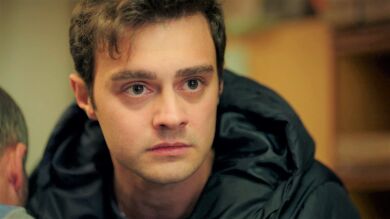 Esta noche en ‘Hermanos’: Ömer descubre que Doruk le ha visto pegando a un hombre… ¿les contará a todos a lo que se dedica?