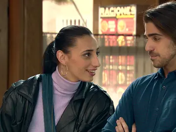 Maribel consigue trabajo gracias a Ciriaco: ¡‘El Asturiano’ tiene nueva camarera! Maribel consigue trabajo gracias a Ciriaco: ¡‘El Asturiano’ tiene nueva camarera!