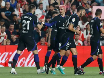 Los jugadores del Atlético celebran el gol de Mario Hermoso al Rayo, 1-2 Los jugadores del Atlético celebran el gol de Mario Hermoso al Rayo, 1-2