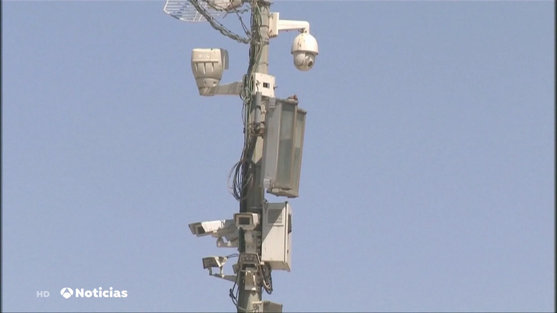 Ir&aacute;n intensifica su vigilancia sobre el uso del velo