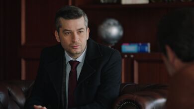 ¡Osman se cambia al bando de Yekta!: ¡Le pide que sea su abogado en su divorcio con Aylin! 