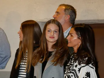 La princesa Leonor junto a sus padres y su hermana La princesa Leonor junto a sus padres y su hermana