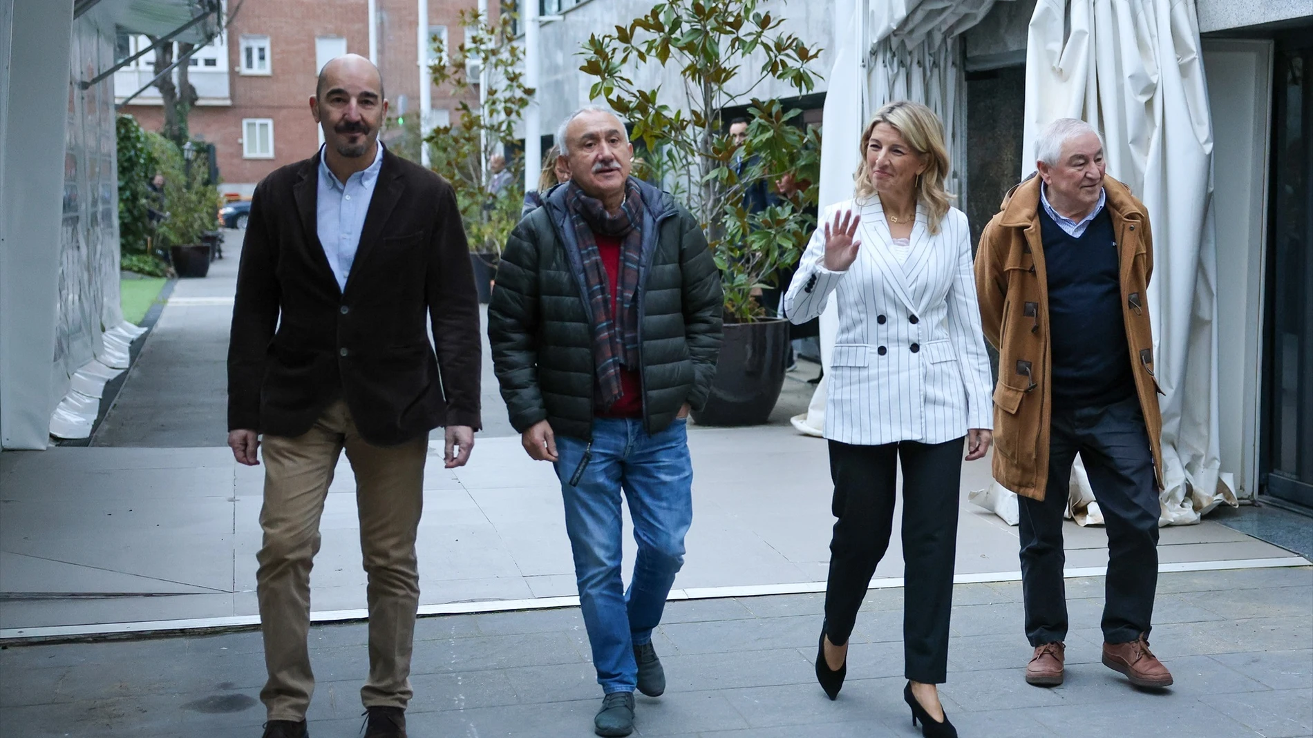 (I-D) Fernando Luján de Frías, Pepe Álvarez; Yolanda Díaz y Suso Díaz