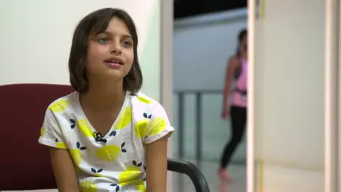 Cosette Silguero da vida a Alba en 'Heridas': "Le he copiado la libreta de sus cosas favoritas" Cosette Silguero da vida a Alba en 'Heridas': "Le he copiado la libreta de sus cosas favoritas"