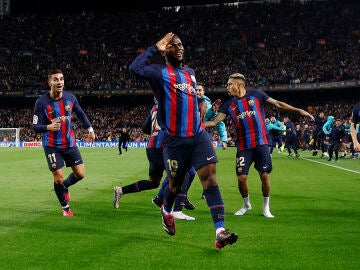 Franck Kessie celebra su gol ante el Real Madrid en el Clásico de Liga