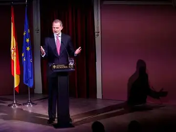 Felipe VI da un discurso durante la celebración del bicentenario del Ateneo de Madrid, este martes. Felipe VI da un discurso durante la celebración del bicentenario del Ateneo de Madrid, este martes.