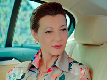 Zerrin amenaza a Zeynep: “No quiero que ensucies nuestro apellido” Zerrin amenaza a Zeynep: “No quiero que ensucies nuestro apellido”