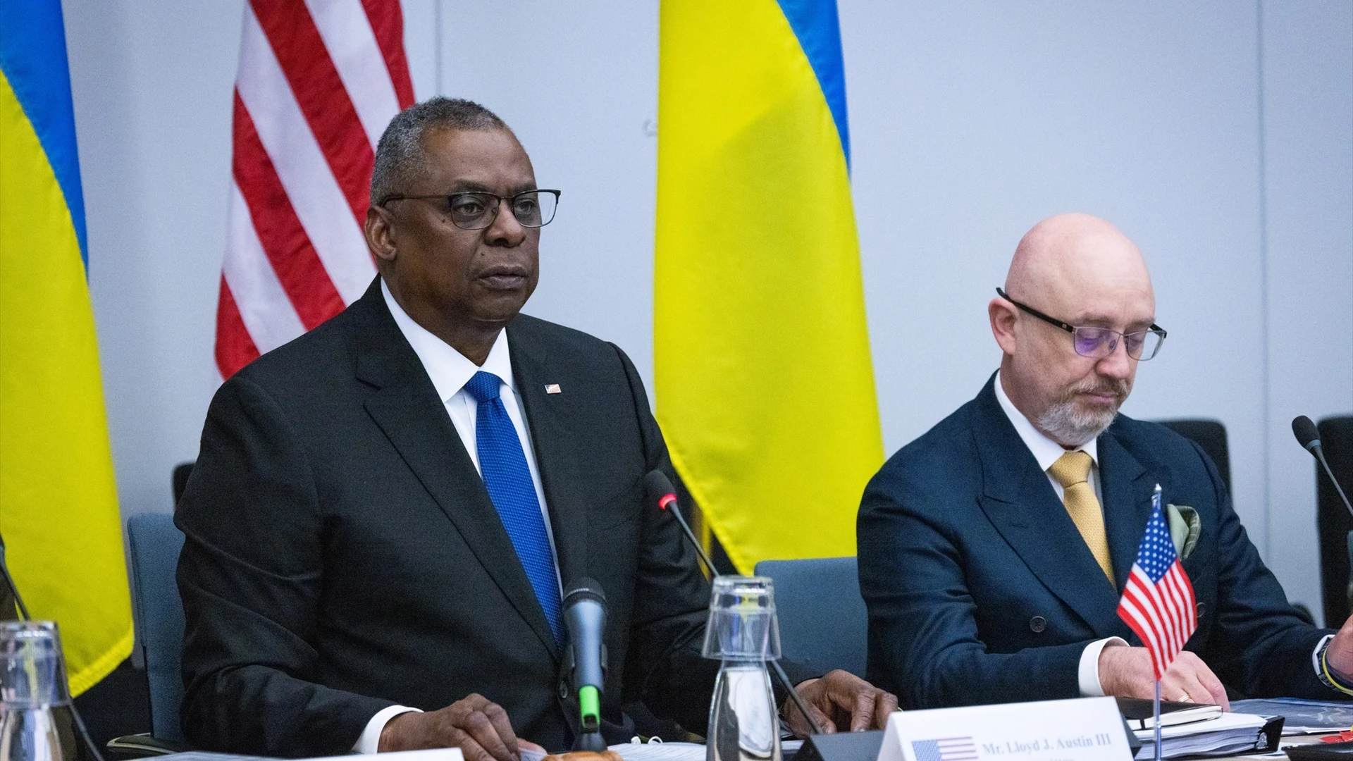 Lloyd Austin, secretario de Defensa de EEUU, y Oleksii Reznikov, ministro de Defensa de Ucrania Lloyd Austin, secretario de Defensa de EEUU, y Oleksii Reznikov, ministro de Defensa de Ucrania