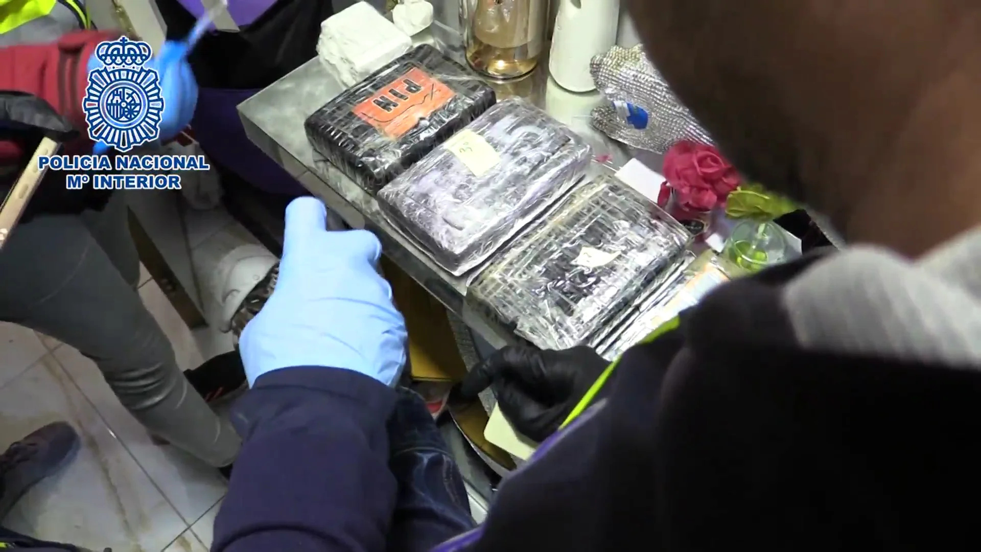 Desarticulado el mayor punto de venta de droga en la Cañada Real Antena 3 Noticias