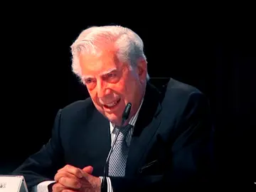 Mario Vargas Llosa entierra el hacha de guerra y abre la puerta a una amistad con Isabel Preysler Mario Vargas Llosa entierra el hacha de guerra y abre la puerta a una amistad con Isabel Preysler