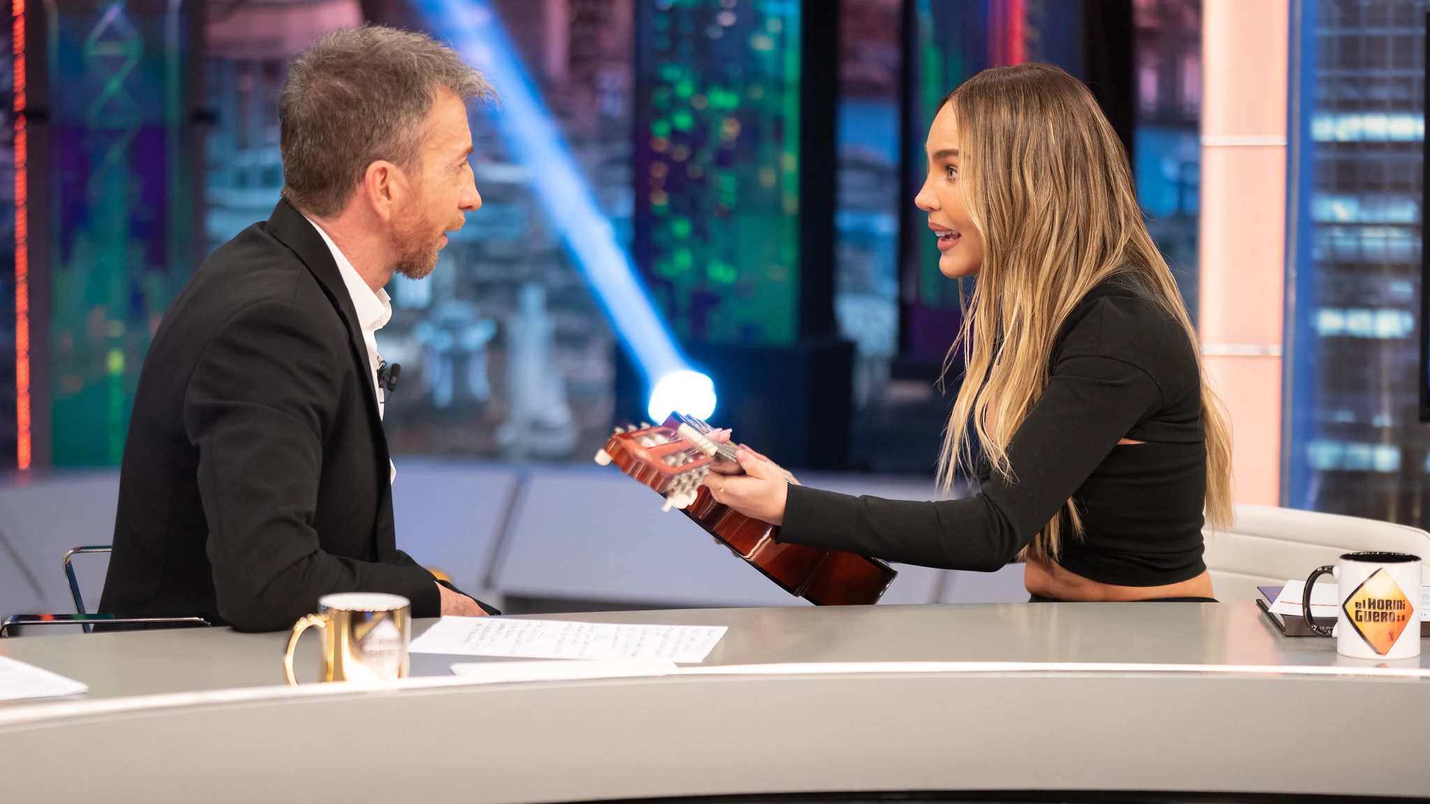 "Es una obra de arte": Belinda sorprende a Pablo Motos con un incre&iacute;ble regalo