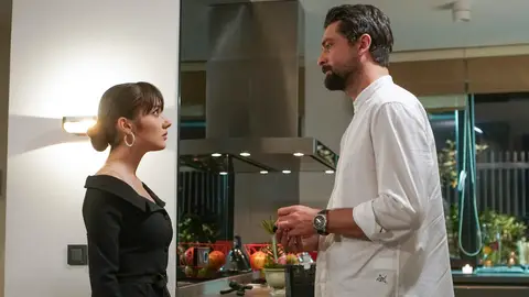 Zeynep y Alihan en el capítulo '20' de 'Pecado Original'. Zeynep y Alihan en el capítulo '20' de 'Pecado Original'.