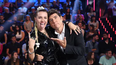 Andrea Guasch revela su amistad con Miley Cyrus y sus llamadas… ¡hablando de novios! Andrea Guasch revela su amistad con Miley Cyrus y sus llamadas… ¡hablando de novios!