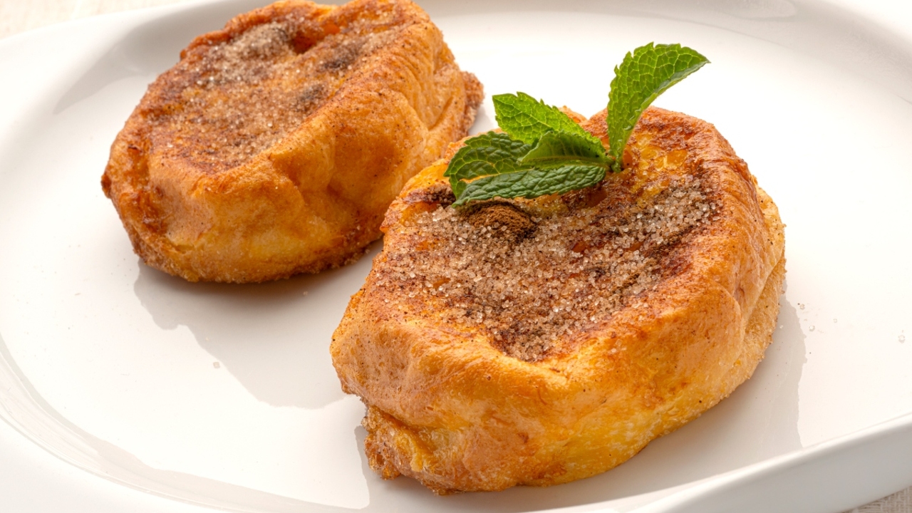 Recetas de torrijas de Semana Santa elaboradas por Karlos Arguiñano Recetas de torrijas de Semana Santa elaboradas por Karlos Arguiñano