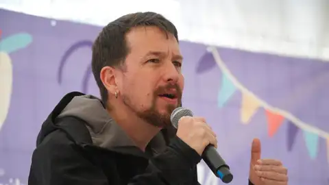 A3 Noticias Fin de Semana (15-04-23) Pablo Iglesias tiende la mano a Yolanda Díaz y pide unidad "a pesar de los desprecios" A3 Noticias Fin de Semana (15-04-23) Pablo Iglesias tiende la mano a Yolanda Díaz y pide unidad "a pesar de los desprecios"