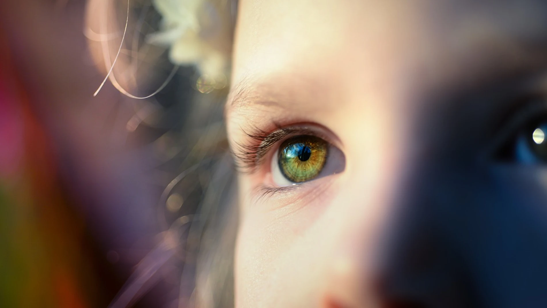Imagen de archivo de un ojo de una niña