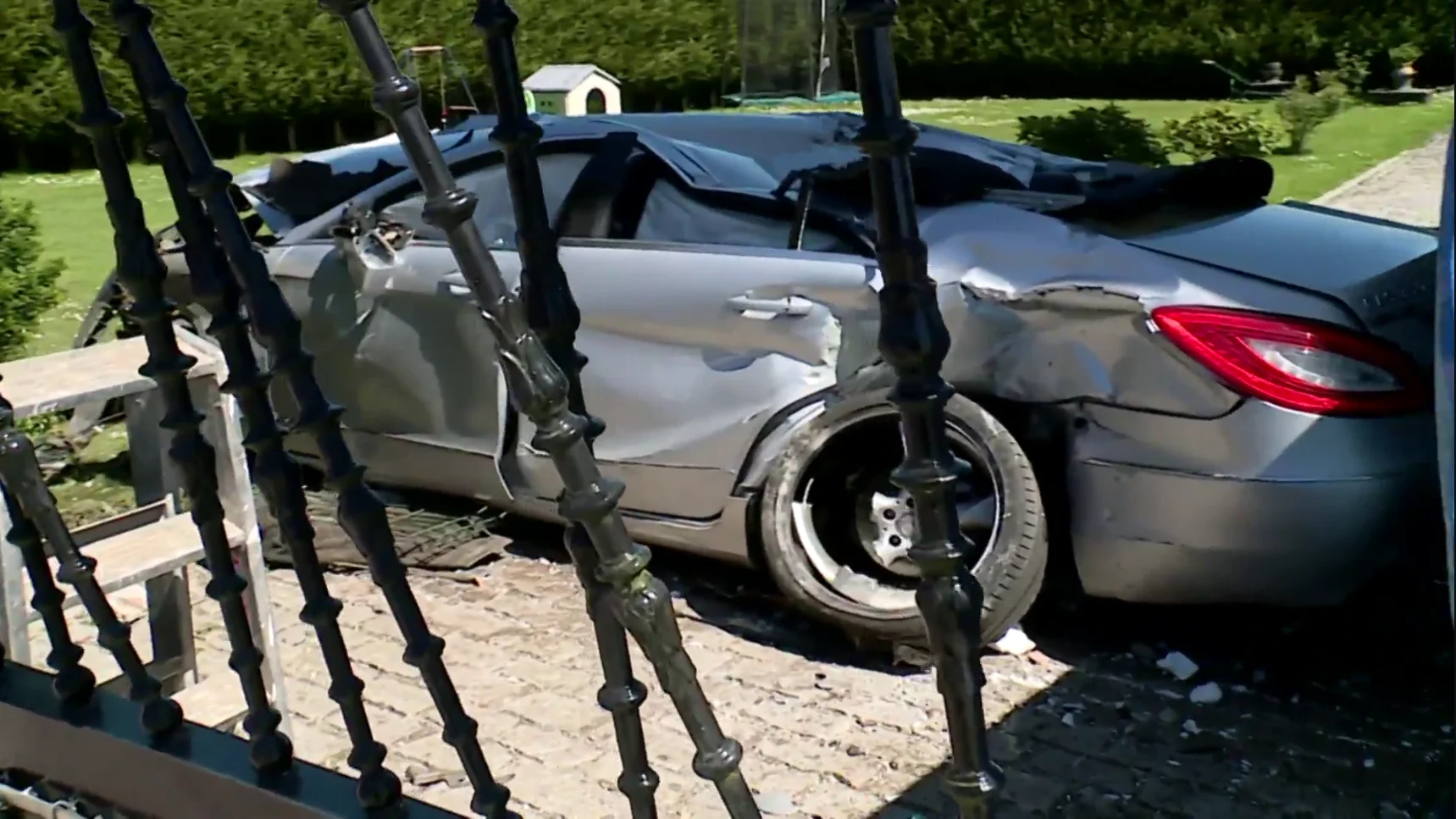 Coche accidentado en A Coruña Coche accidentado en A Coruña