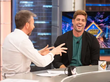 "¿Puedes certificar que es tu culo el que sale en la serie?": William Levy se enfrenta a la pregunta más íntima. "¿Puedes certificar que es tu culo el que sale en la serie?": William Levy se enfrenta a la pregunta más íntima.