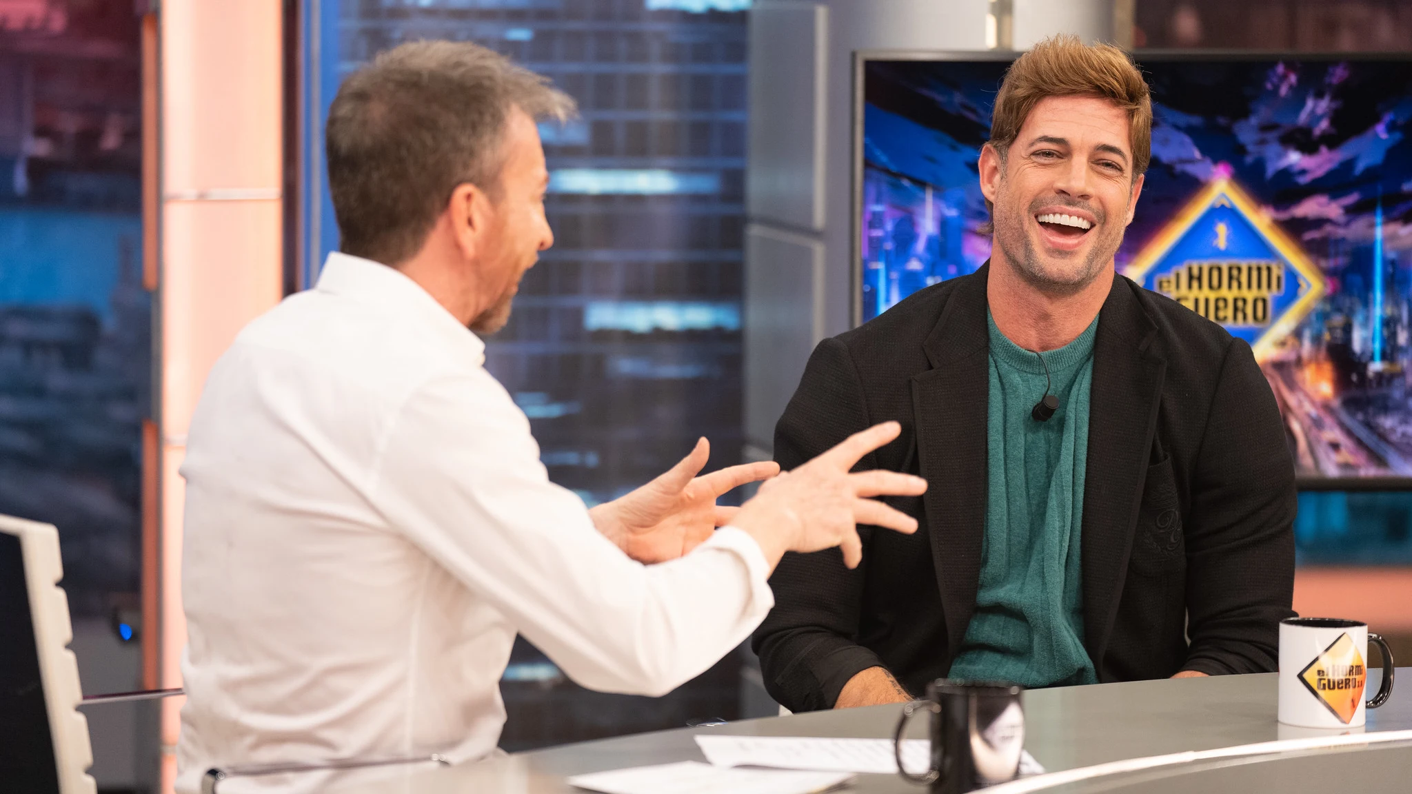 "¿Puedes certificar que es tu culo el que sale en la serie?": William Levy se enfrenta a la pregunta más íntima. "¿Puedes certificar que es tu culo el que sale en la serie?": William Levy se enfrenta a la pregunta más íntima.