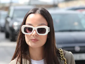 Julia Janeiro Julia Janeiro