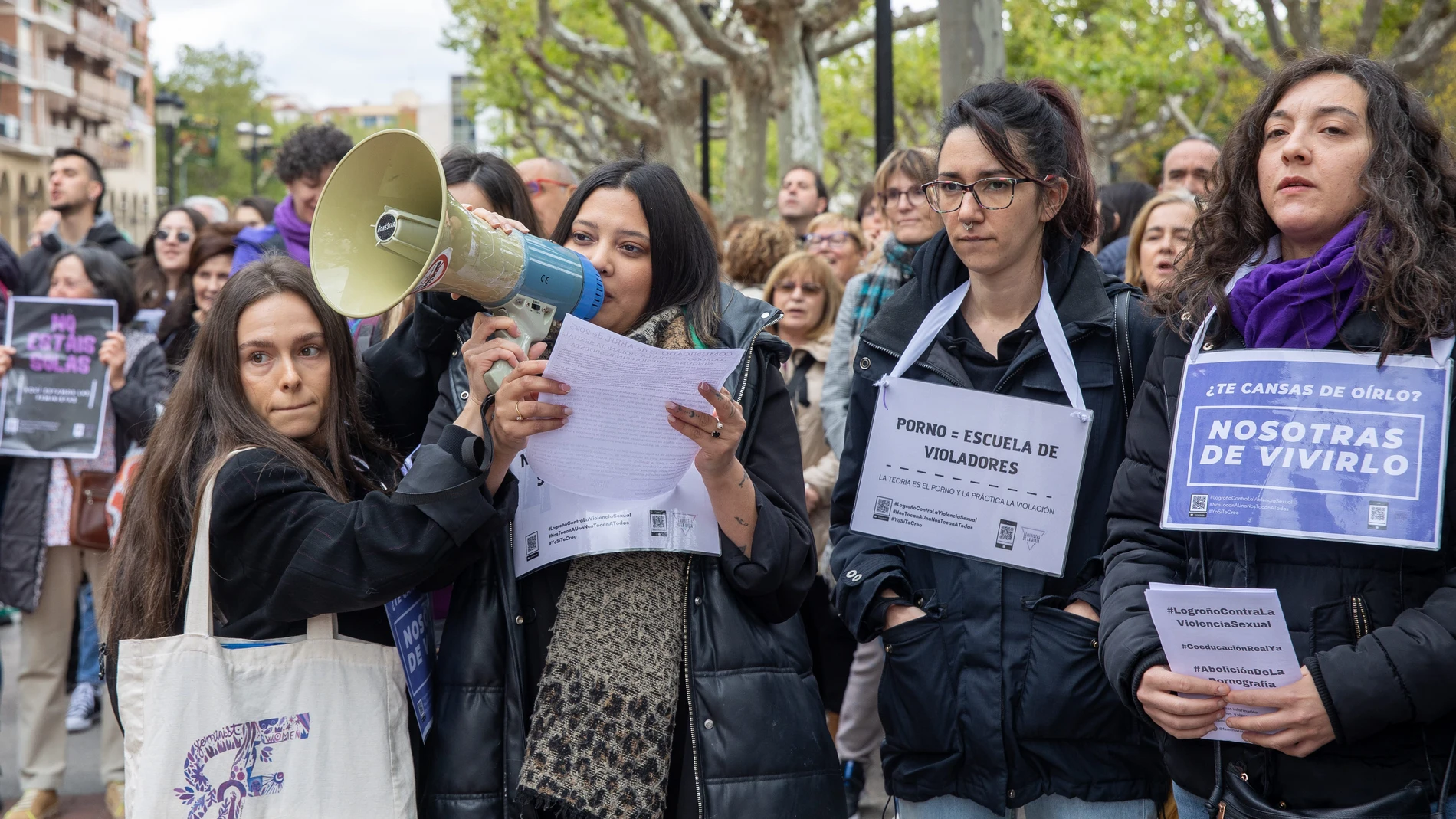 Concentración por la agresión sexual a dos niñas en Logroño