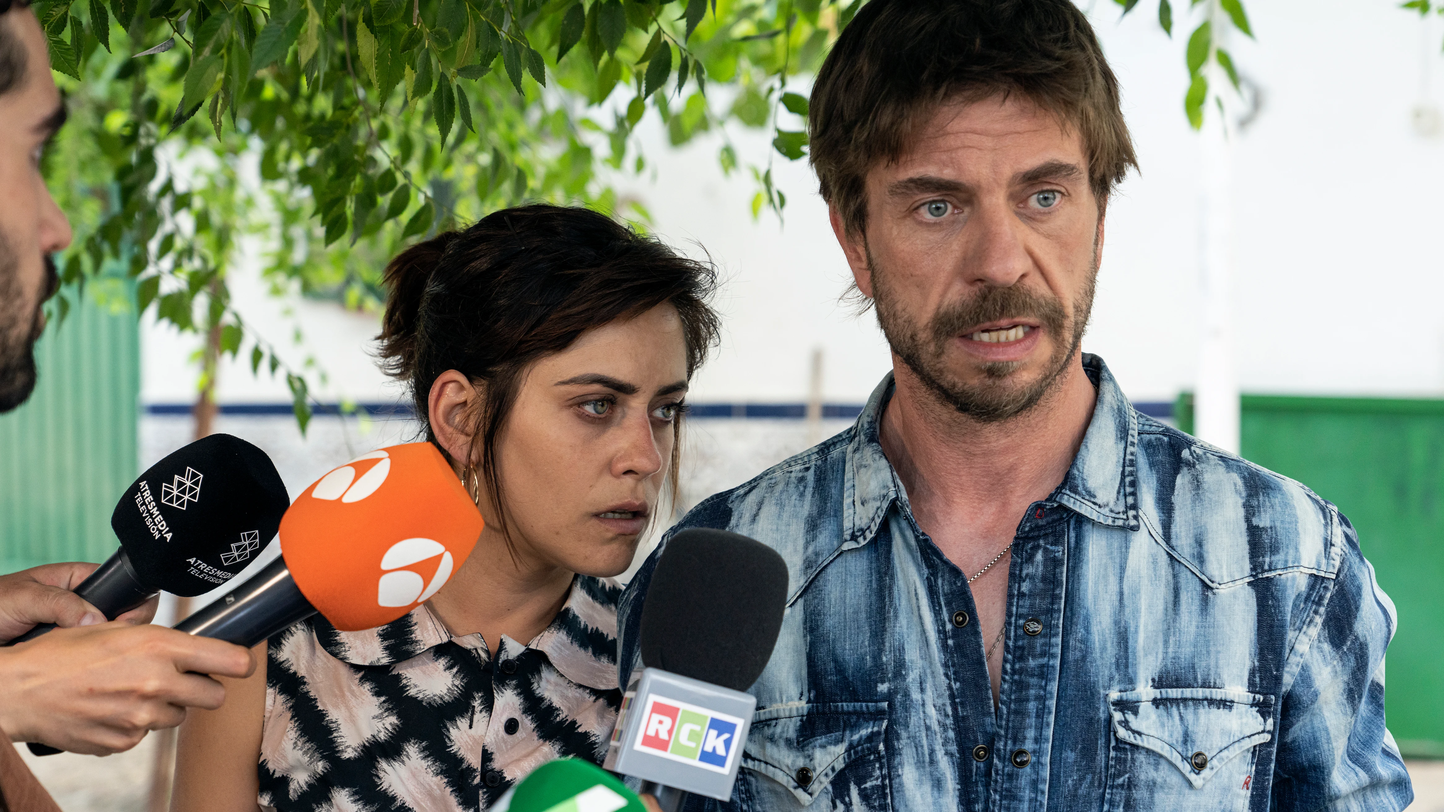 Alba y Manuela, impactadas al ver el seguimiento de su caso en televisión Alba y Manuela, impactadas al ver el seguimiento de su caso en televisión