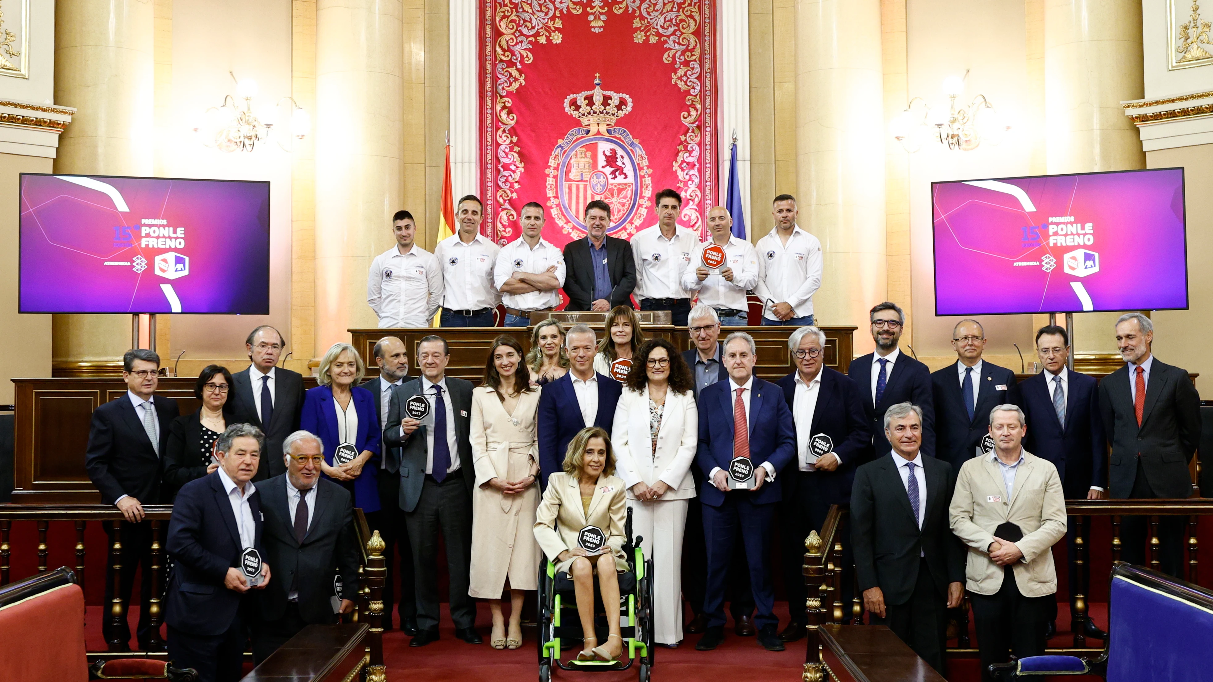 Galardonados y organizadores de la 15 edición de los Premios Ponle Freno, Galardonados y organizadores de la 15 edición de los Premios Ponle Freno,
