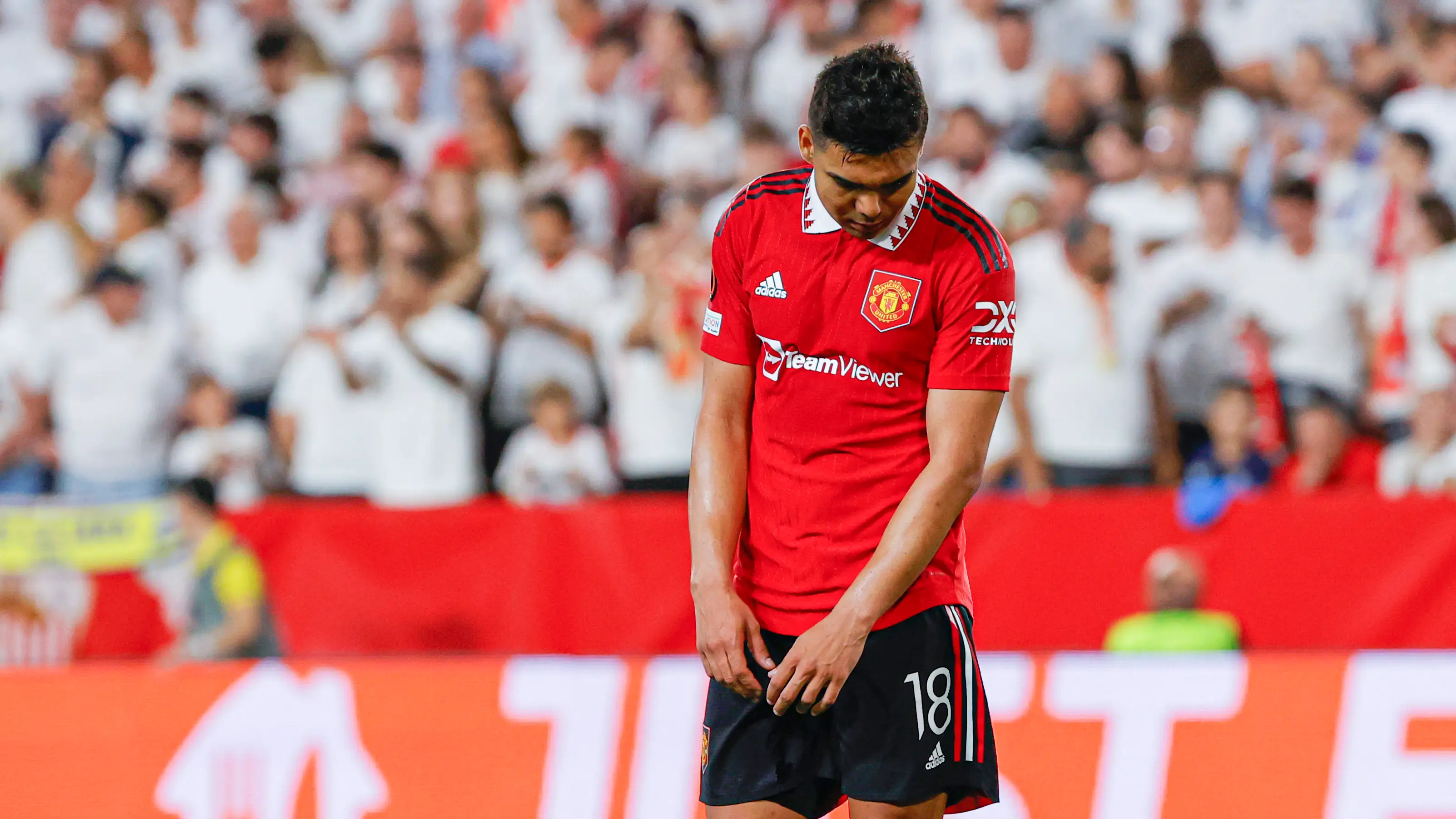 Casemiro, tras ser eliminado por el Sevilla Casemiro, tras ser eliminado por el Sevilla