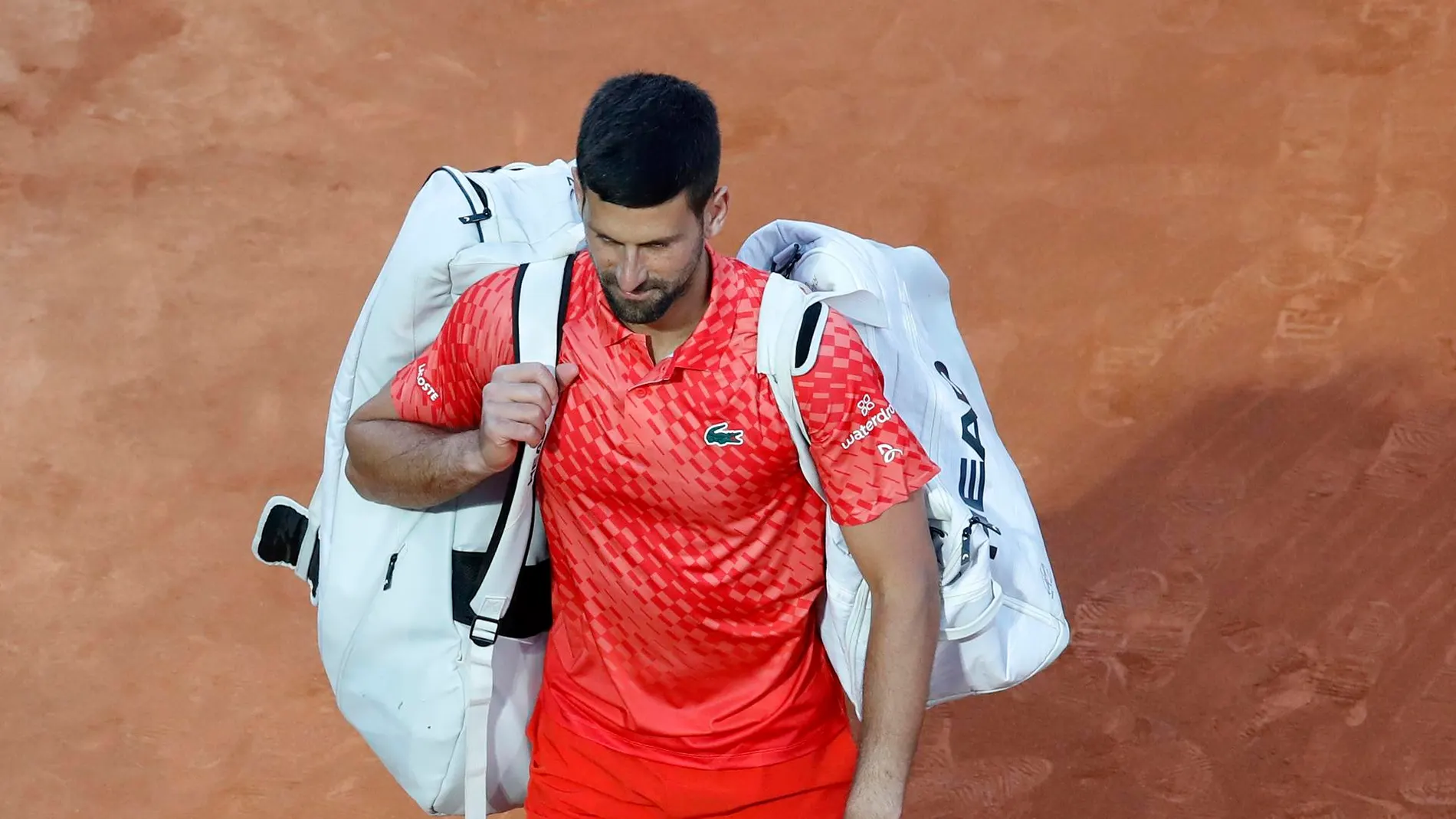Djokovic, cabizbajo tras caer en Montecarlo 