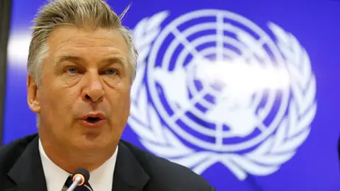 Fotografía de archivo del actor estadounidense Alec Baldwin Fotografía de archivo del actor estadounidense Alec Baldwin